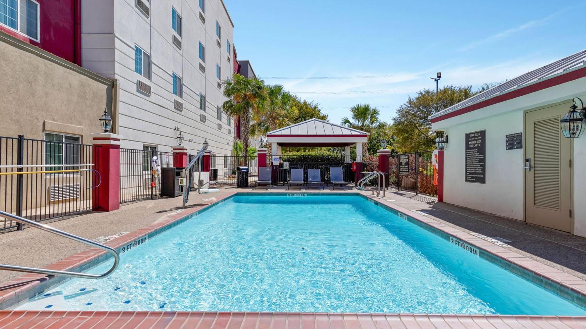 Candlewood Suites San Antonio Downtown By Ihg Zewnętrze zdjęcie